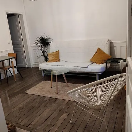 Cosy A 10 Min A Pieds De La Gare * Reims